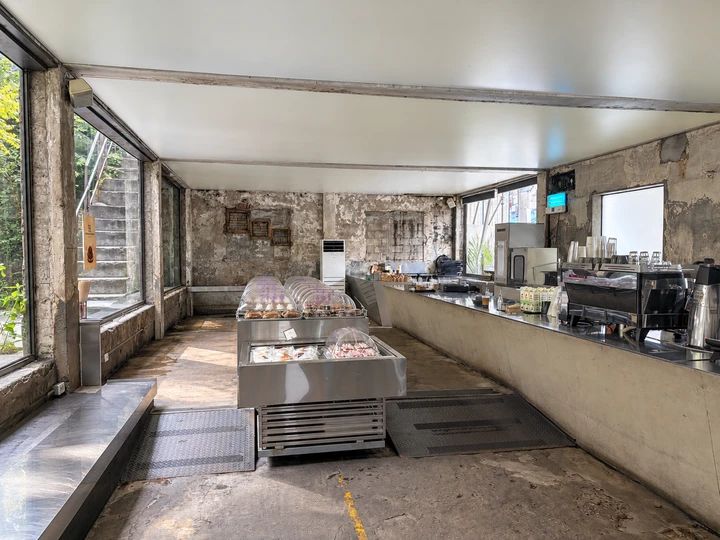 【韓国・聖水カフェ】建築士の私が惹かれた！工場をリノベーションした「cafe onion」_2
