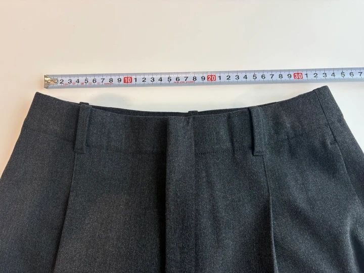 ウエスト：約33cm