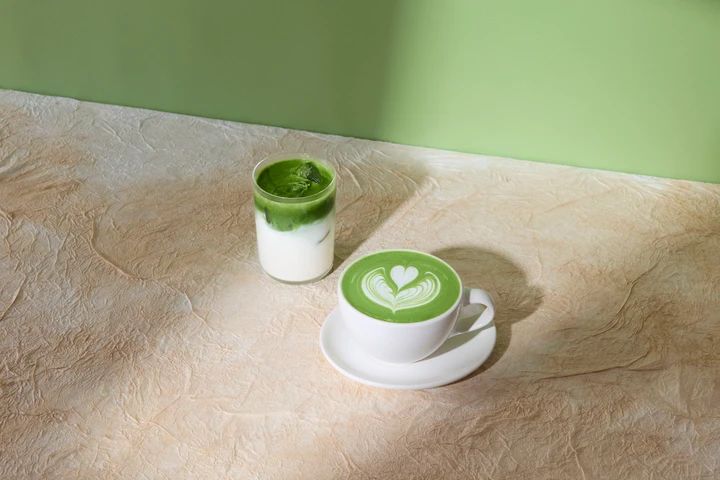 手点て 宇治抹茶ラテ（HOT／ICED） ￥1020