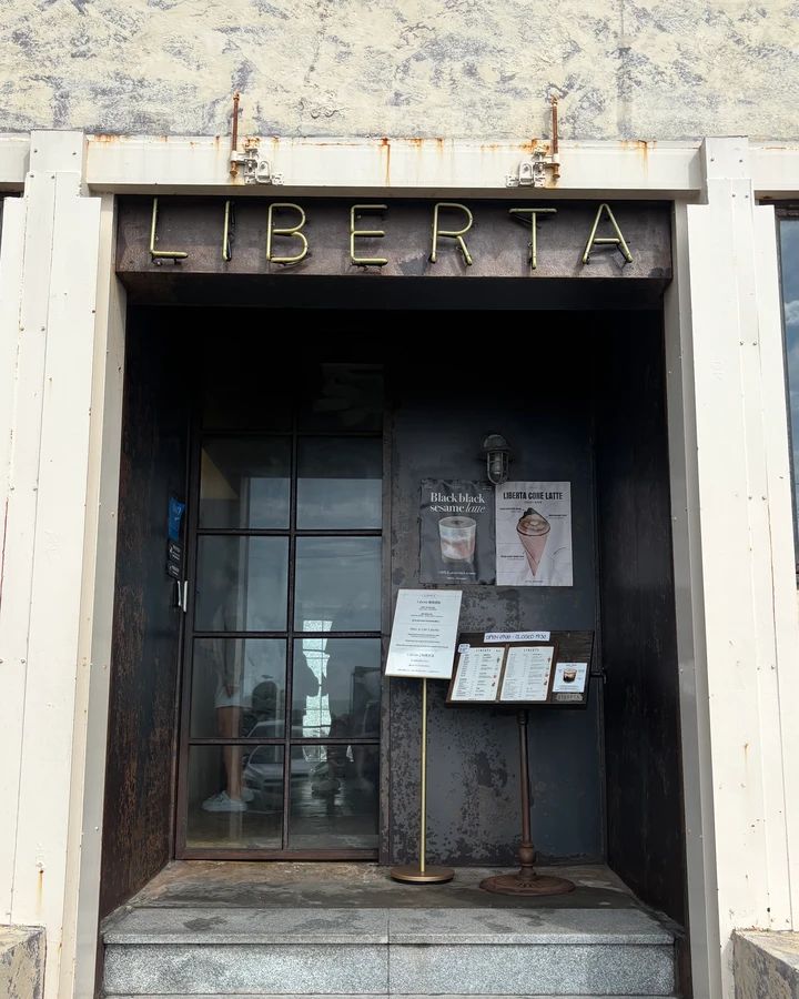 【釜山】映えすぎる♡オーシャンビューカフェ「LIBERTA」が可愛すぎた！_1