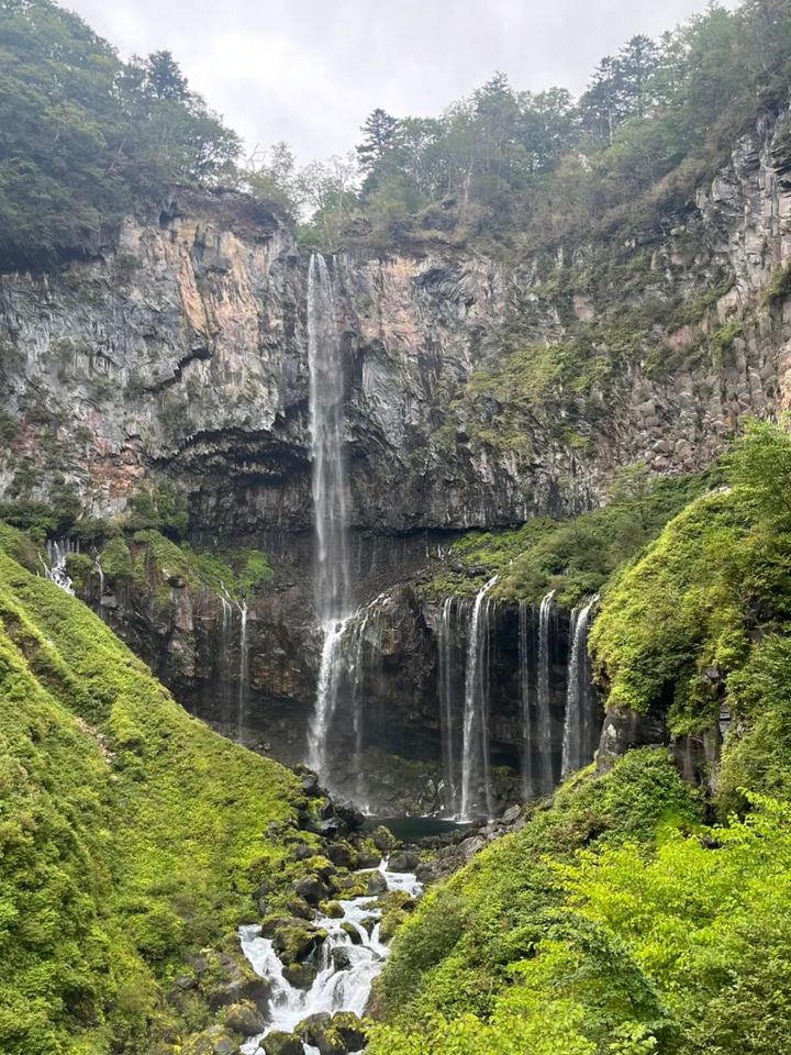 華厳の滝