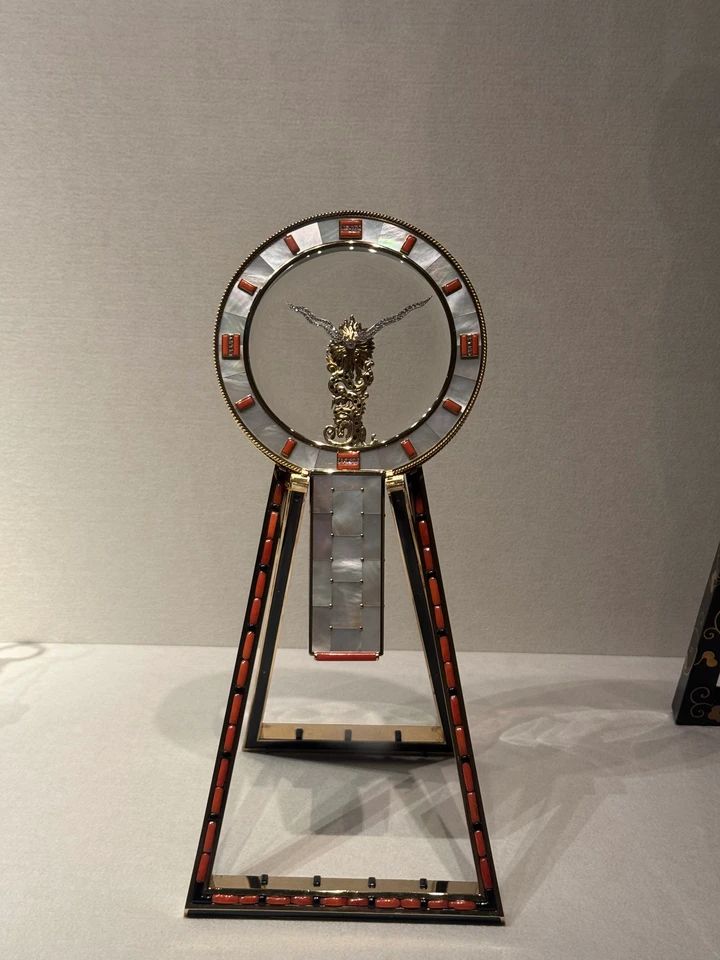 アートの街メルボルン｜NGVカルティエ展の光と宝石の世界_42
