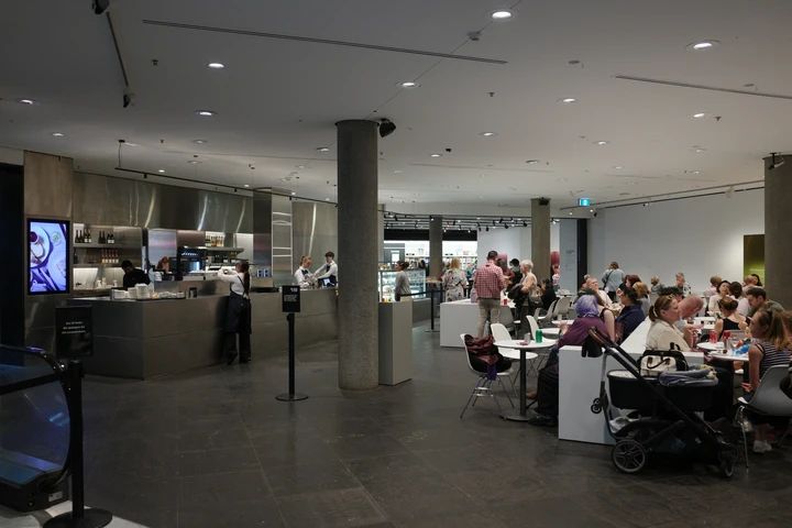 アートの街メルボルン｜NGVカルティエ展の光と宝石の世界_5