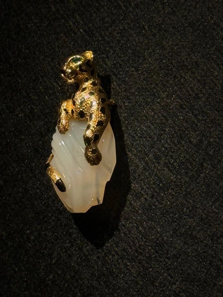 アートの街メルボルン｜NGVカルティエ展の光と宝石の世界_21
