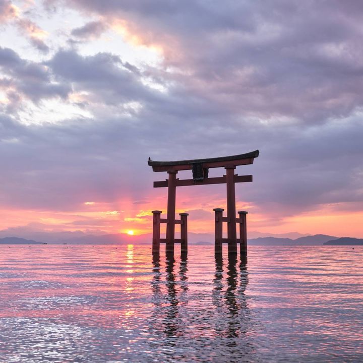鳥居と日の出
