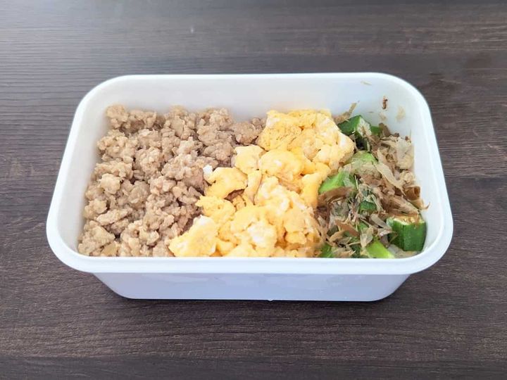 ダイソー ランチボックス（保冷剤付）