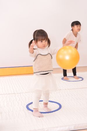 【東京都文京区】2～3歳の未就園児向け！「からだ機能スポーツ教室」が親子で楽しむ運動教室を開催