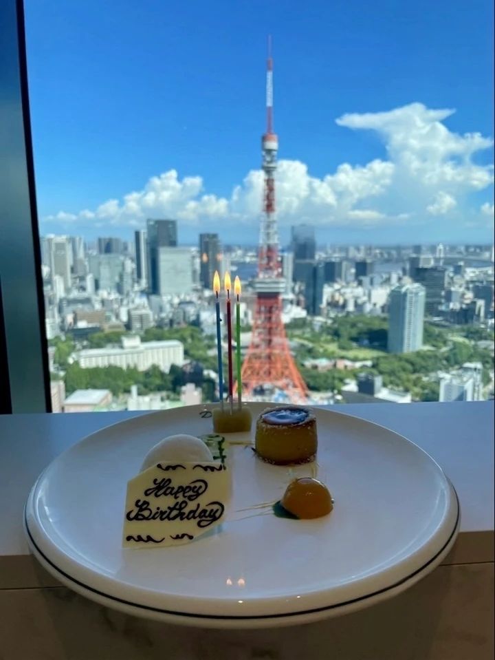 東京タワーを望む特等席で♡ 麻布台ヒルズ「Dining 33」で過ごす、特別な日のランチ_5