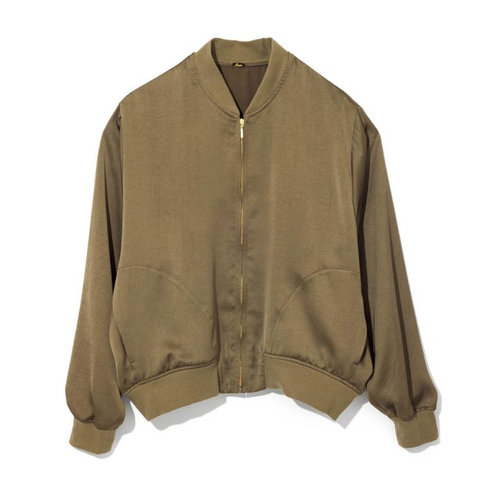 サテンブルゾン5万2800円（リジエール／アパルトモン 青山店）
