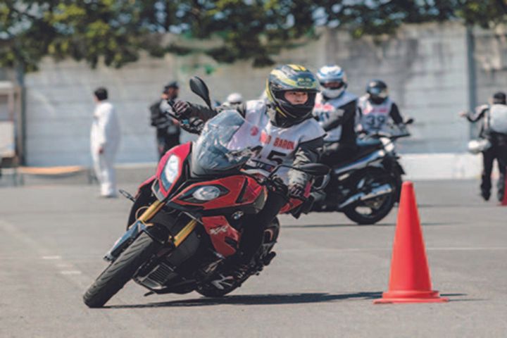 バイクライフがもっと楽しくなる！ ライディングスキルを磨く