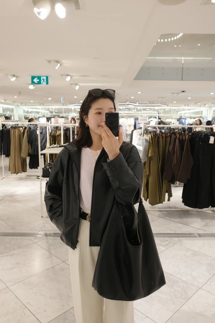 ユニクロCのスウェットを着回ししてみた！小物ひとつで印象激変コーデ２選_9
