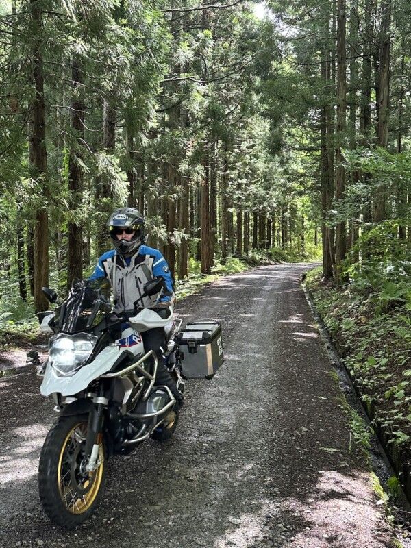 移動手段は「車か電車だけ」じゃない！バイクで行くゴルフ旅がおすすめなワケ