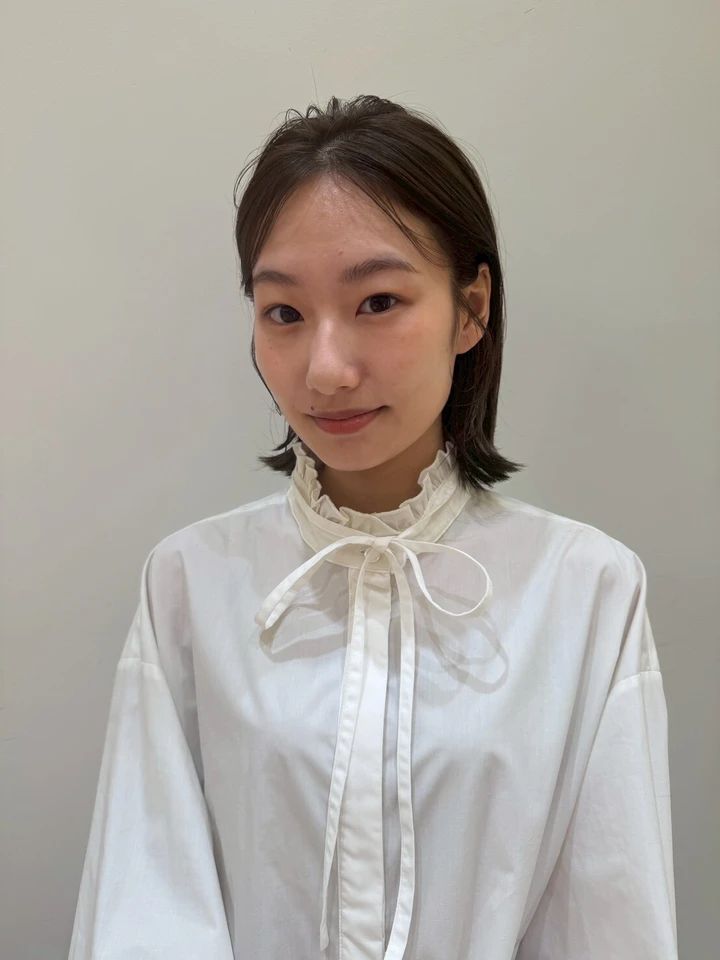 30代 髪型・ボブの正面