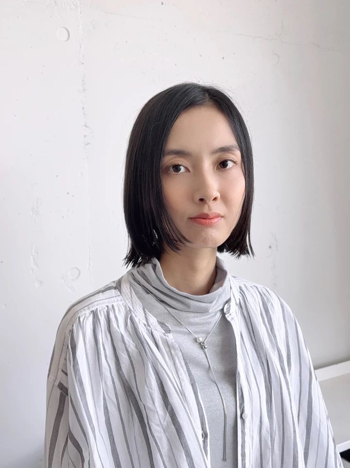 30代 髪型・ボブの正面