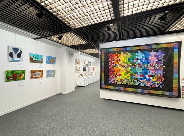 “私の推し”をテーマに「調布市パラアート展2026」開催中。来場者投票の新企画も
