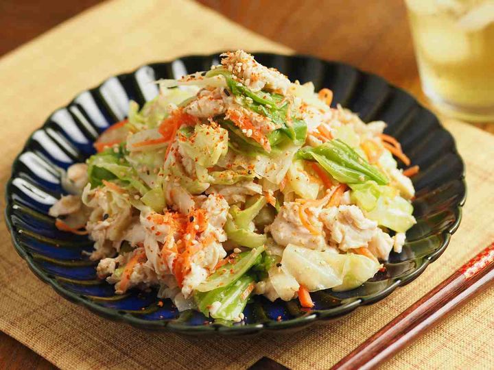 鶏ささみとキャベツの七味ごまみそ和え