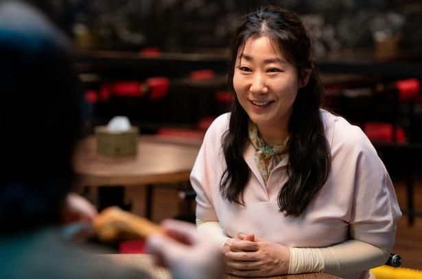 【写真を見る】韓国映画界を代表する俳優で、韓国のアカデミー賞受賞歴を持つラ・ミラン [c]2025 NEXT ENTERTAINMENT WORLD & ANNAPURNA FILMS. All Rights Reserved.