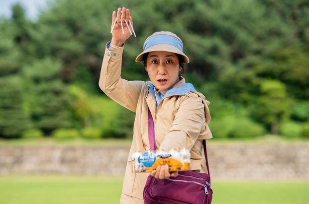 ヤクルトレディのソンニョが、腎臓移植で“無自覚の超覚醒”！ [c]2025 NEXT ENTERTAINMENT WORLD & ANNAPURNA FILMS. All Rights Reserved.