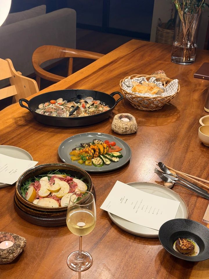 TORIKKA STAYで提供された夕食の一皿