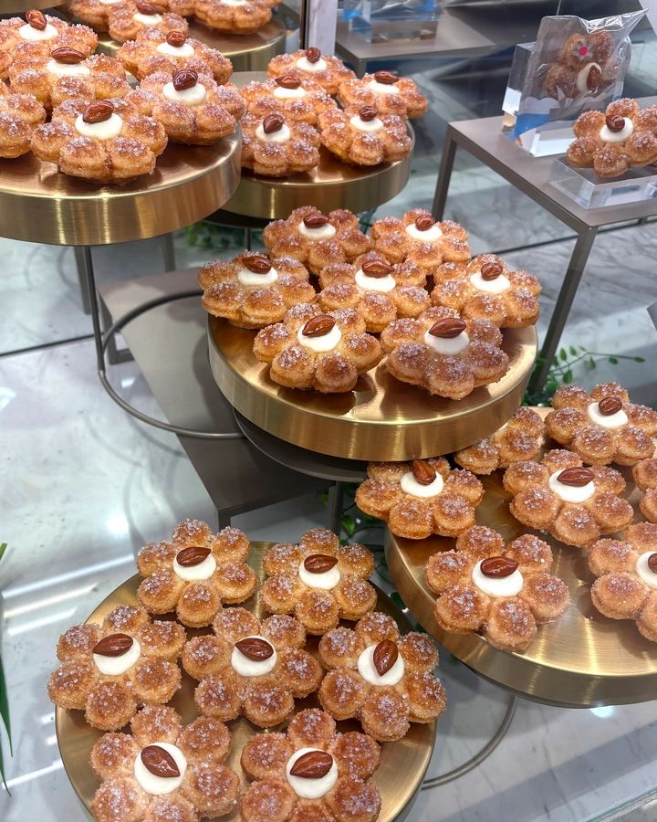 フランス産バター使用のお花型パイ♡『薫るバターSabrina』が手土産におすすめ_2
