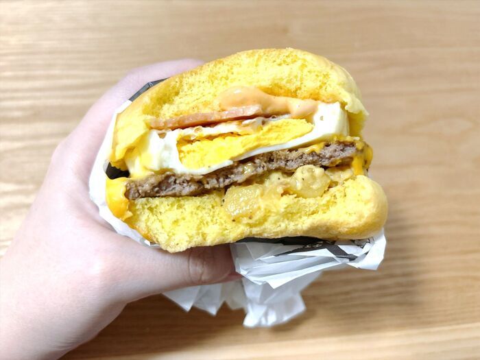 【マクドナルド】過去イチのおいしさだぁ♡月見シリーズ第2弾はポテト入り。懐かしのあの味にそっくりでした！