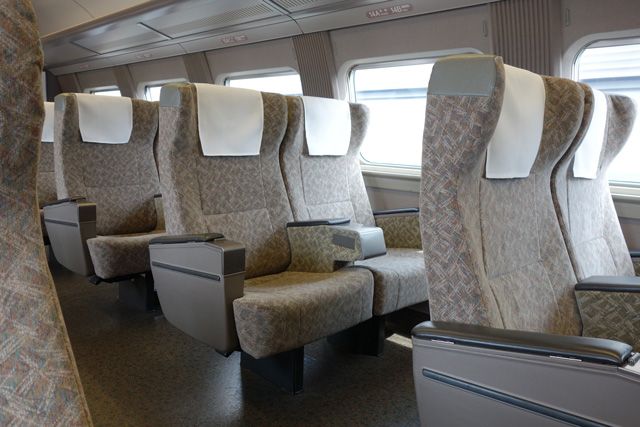 列車の座席 シート 旅行