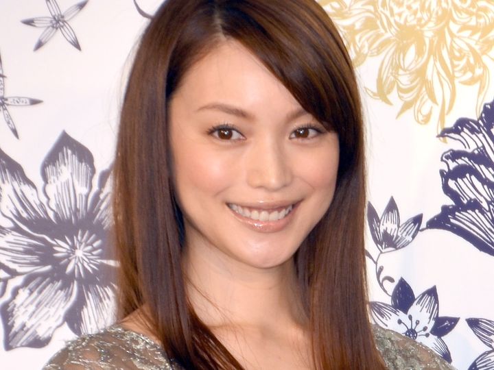 蛯原友里（2015年撮影） クランクイン！ width=