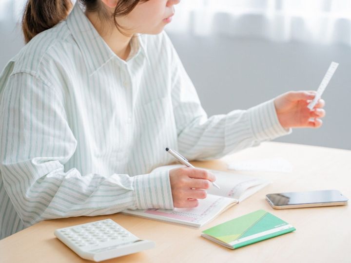 共同生活で家事を分担し、助け合いながら貯金を増やして、将来の独立資金を準備する人もいます。今回は、宮崎県宮崎市に住む33歳女性のエピソードを紹介します。