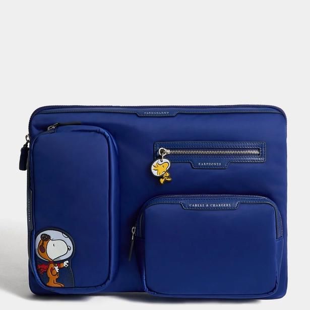  「Peanuts Space Snoopy テック・ケース」(8万8000円)