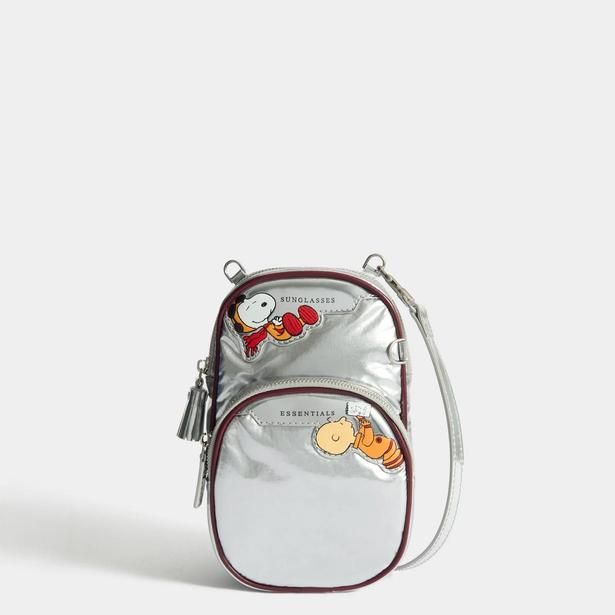 「Peanuts Space Snoopy エッセンシャル・クロスボディ」(8万8000円)
