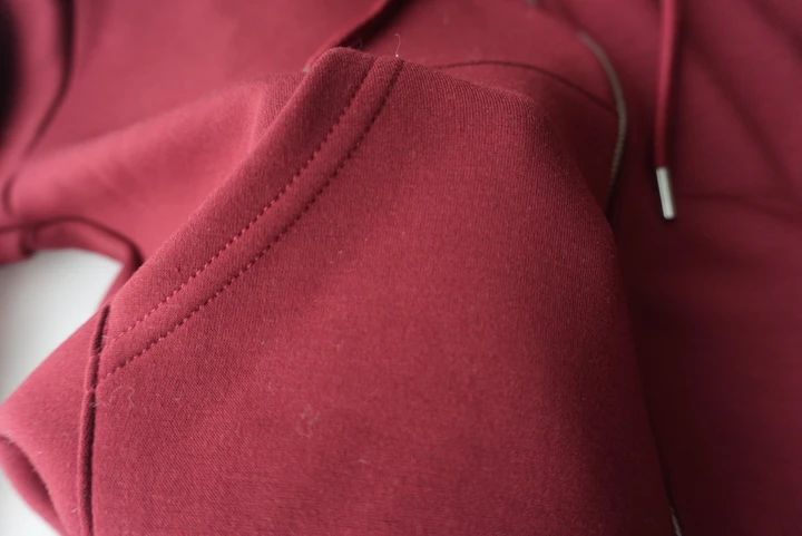 【GU】ロングフライトにも使いたい！「スムーススウェット上下セット」購入レビュー｜18 WINE_1