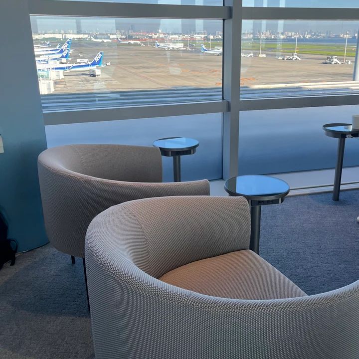 10月1日オープン！羽田空港第2ターミナルに新ラウンジ「Lounge Us」レポート！場所・対象カード・内部を詳しく紹介_4