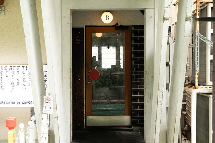 扉