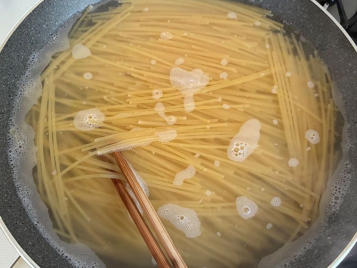 【わが家の定番】超シンプルなのに「また作りたい！」ペペロンチーノスパゲッティ