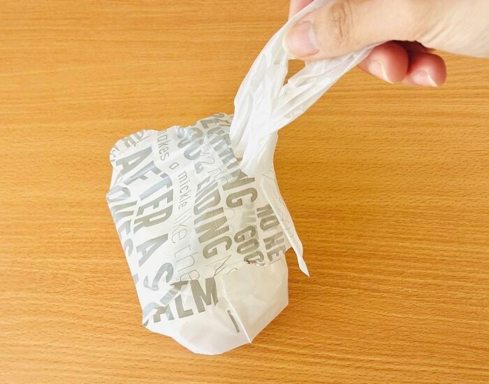 セリアで大当たり！〈ナゾの形〉が大活躍♪捨てるときまで快適な優秀袋の正体