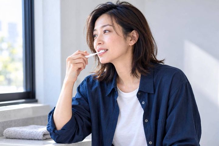 「歯みがきのたび、歯ぐきから血が出る…」力加減と歯間ケアを見直す２つの習慣