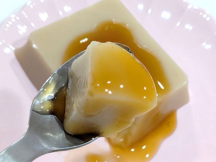 秋冬限定！ほっこり味の和スイーツ胡麻どうふ、おいし〜い⤴