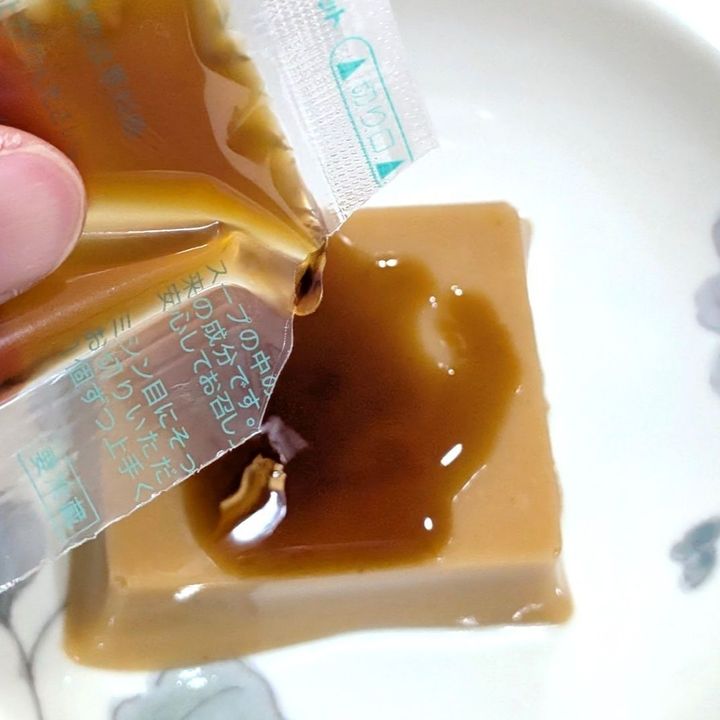 秋冬限定！ほっこり味の和スイーツ胡麻どうふ、おいし〜い⤴