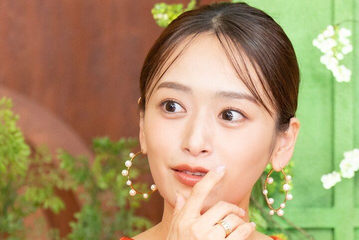 【写真・画像】「ママ友はいない」3人の子供は生後半年からインター…マック鈴木の妻・クワハラ小原、その理由を告白 1枚目