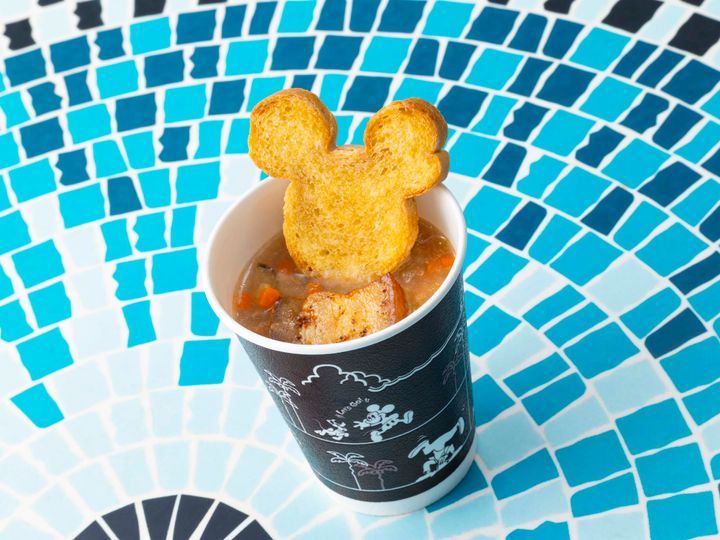 東京ディズニーランド／プラザパビリオン・レストラン「ハーティーポークスープ（ジャンバラヤ入り）」