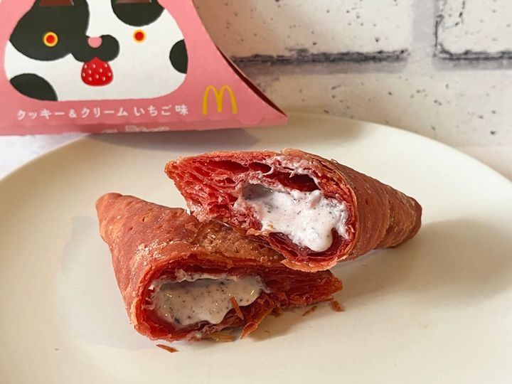 新登場！「三角チョコパイ クッキー＆クリーム いちご味」