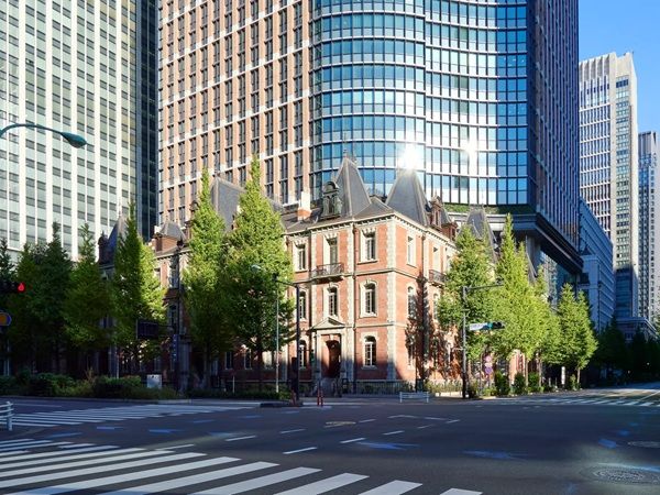 【東京都千代田区】三菱一号館美術館併設のCafé 1894に、開催中の展覧会とのタイアップメニューが登場