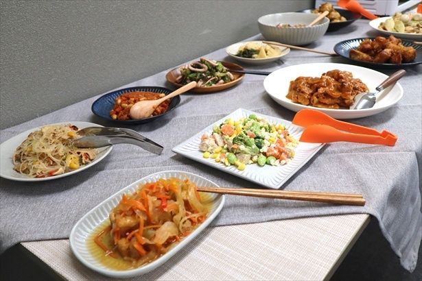 試食会には1週間5食分プランの献立が登場