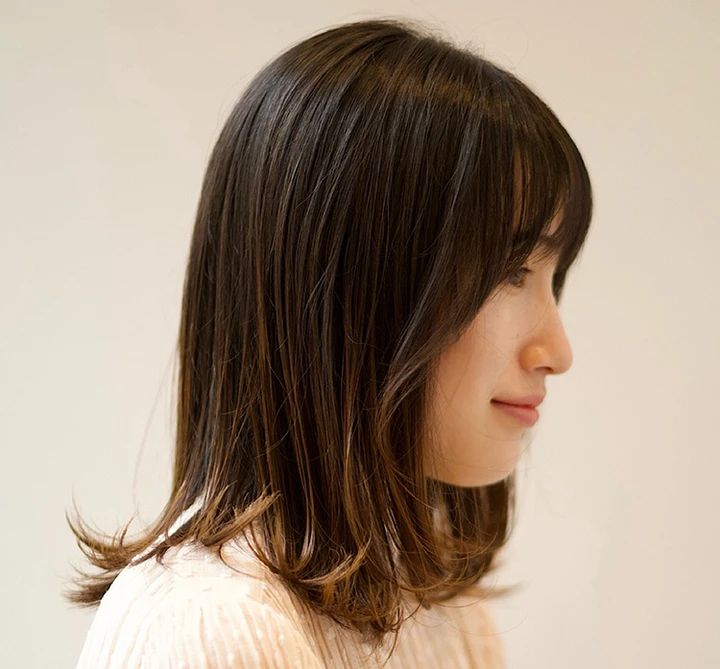 30代ー40代髪型・ミディアムのサイド