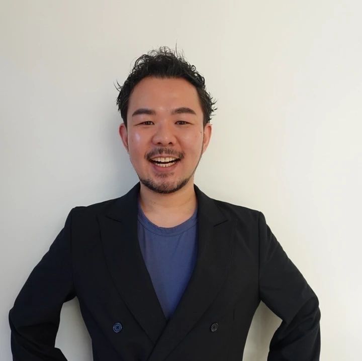 【2026年】小顔見えが叶う「ミディアム」ヘアスタイル19選。大人女子に似合う、今っぽく洒落るスタイルを厳選_50