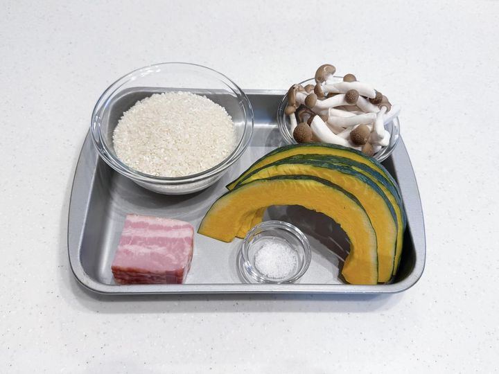 画像: かぼちゃの炊き込みご飯の材料