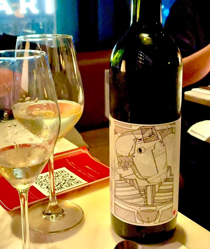 ペアリングコースも。山梨の98WINEs、栃木のココ・ファーム・ワイナリー、北海道のDUE PUNTI Vineyardsが提供される。