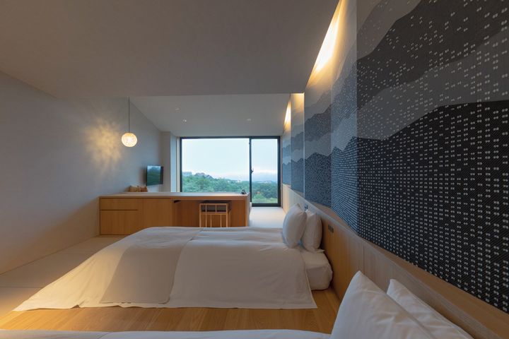 界 草津 シルクアートの間