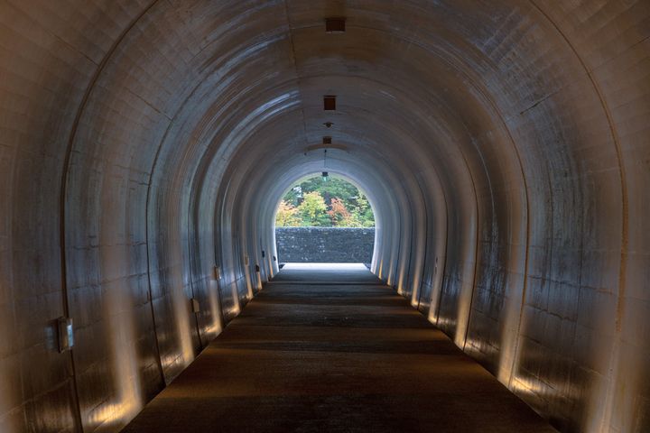 界草津 トンネル