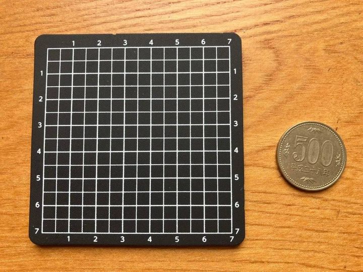 セリア：方眼付きカッティングマット ミニ